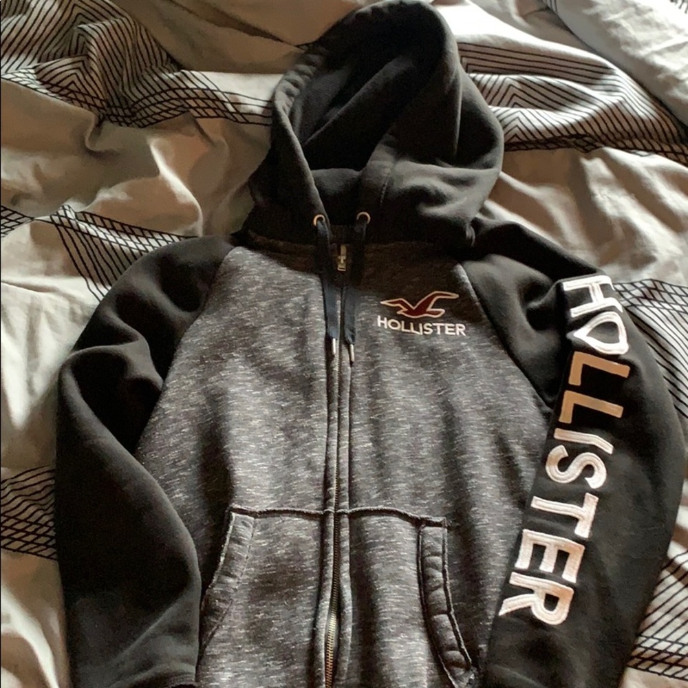 Hollister men’s full zip